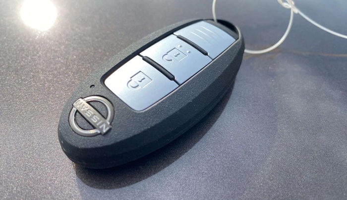 2024 Nissan MAGNITE XV MT, Petrol, Manual, 13,208 km, Key Close Up