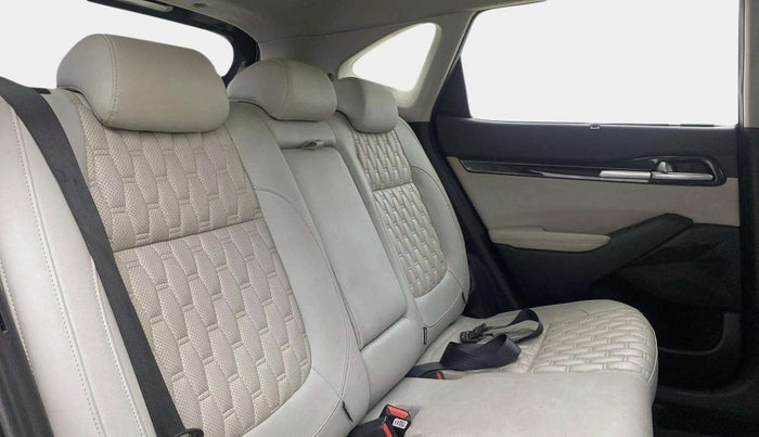 2022 KIA SELTOS HTX 1.5 PETROL, Petrol, Manual, 67,361 km, Right Side Rear Door Cabin