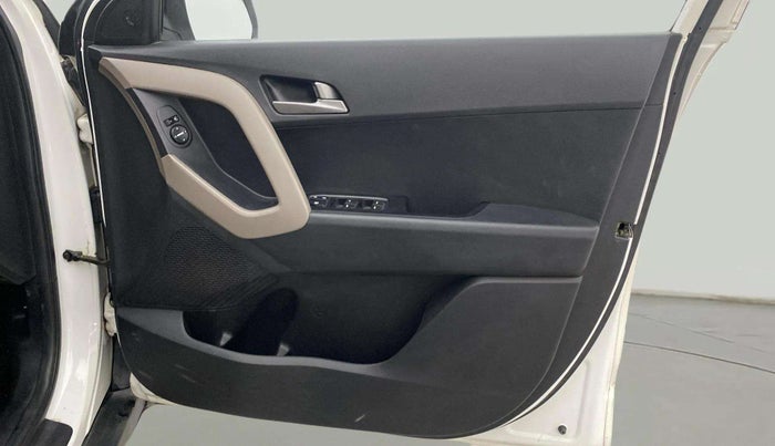 2016 Hyundai Creta S 1.6 PETROL, Petrol, Manual, 67,125 km, Driver Side Door Panels Control