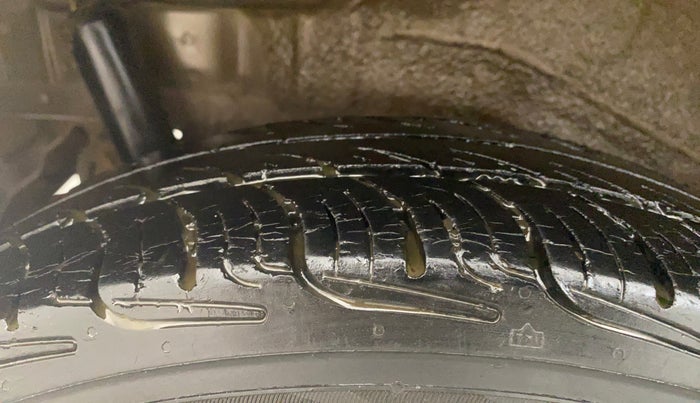 2018 Maruti Wagon R 1.0 LXI CNG, CNG, Manual, 1,26,735 km, Right Rear Tyre Tread