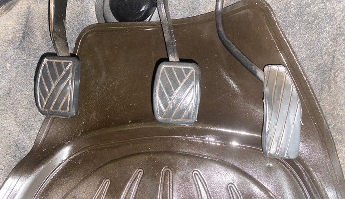 2018 Maruti Wagon R 1.0 LXI CNG, CNG, Manual, 1,26,735 km, Pedals