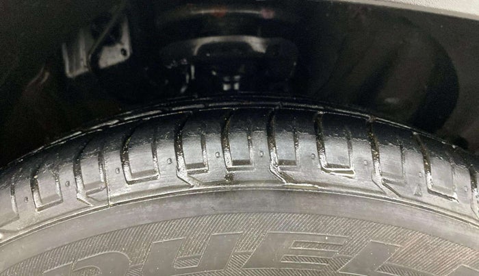 2019 KIA SELTOS HTX IVT 1.5 PETROL, Petrol, Automatic, 69,102 km, Right Front Tyre Tread