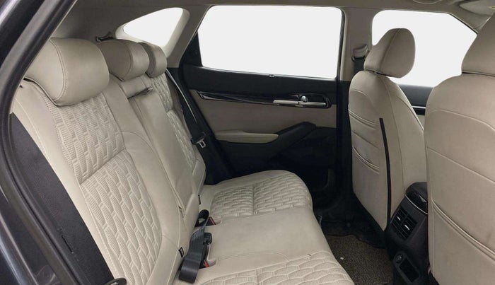 2019 KIA SELTOS HTX IVT 1.5 PETROL, Petrol, Automatic, 69,102 km, Right Side Rear Door Cabin