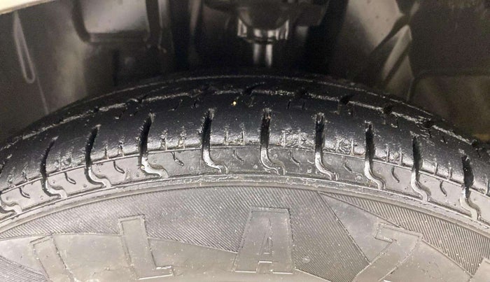 2018 Datsun Redi Go S 1.0 AMT, Petrol, Automatic, 27,797 km, Left Front Tyre Tread