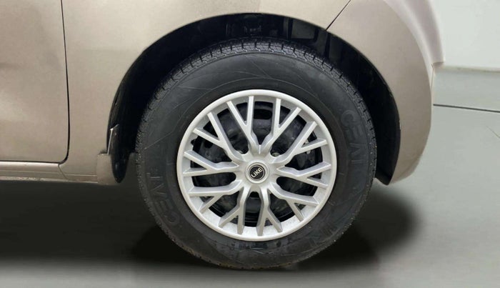 2018 Datsun Redi Go S 1.0 AMT, Petrol, Automatic, 27,797 km, Right Front Wheel