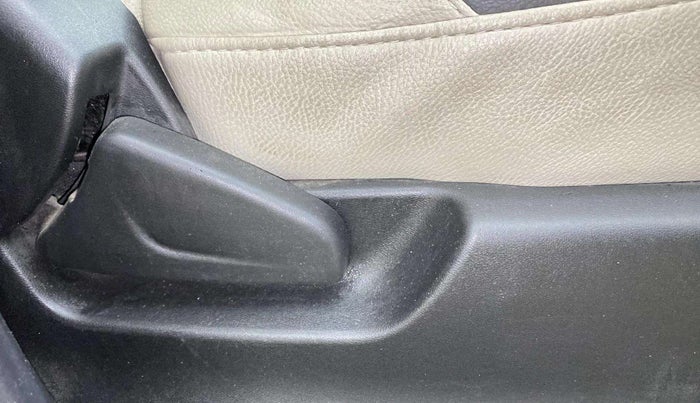 2018 Datsun Redi Go S 1.0 AMT, Petrol, Automatic, 27,797 km, Driver Side Adjustment Panel