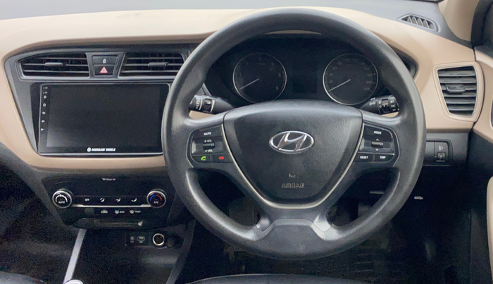 2017 Hyundai Elite i20 ASTA 1.4 CRDI, Diesel, Manual, 1,22,418 km, Steering Wheel Close Up