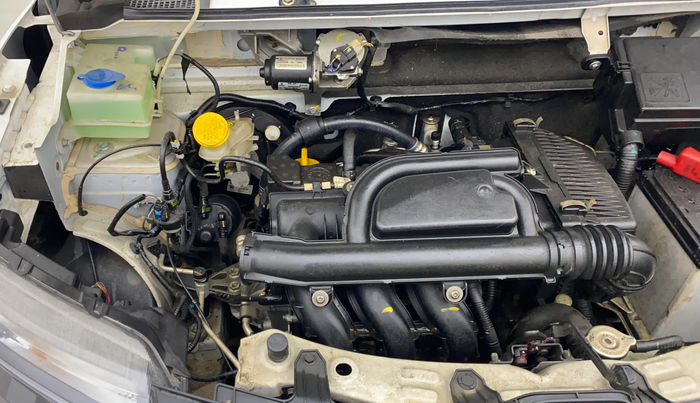 2022 Renault Kwid RXT 1.0 AMT, Petrol, Automatic, 2,690 km, Engine View - Right