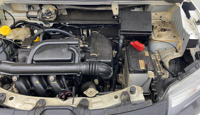 2022 Renault Kwid RXT 1.0 AMT, Petrol, Automatic, 2,690 km, Engine View - Left