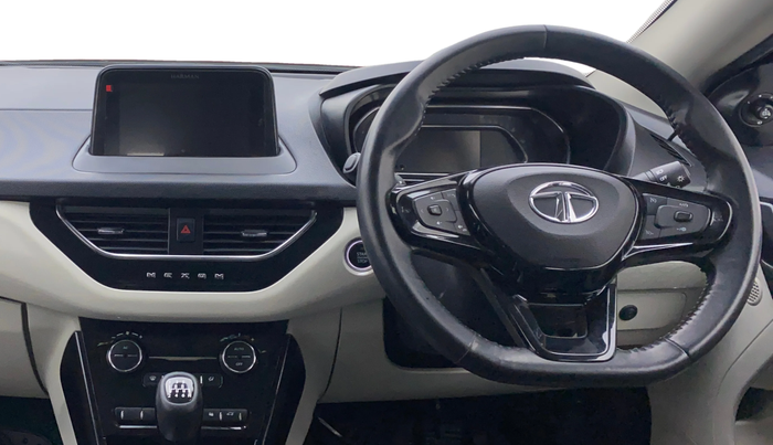 2022 Tata NEXON XZ PLUS SUNROOF DIESEL DUAL TONE, Diesel, Manual, 18,285 km, Steering Wheel Close Up