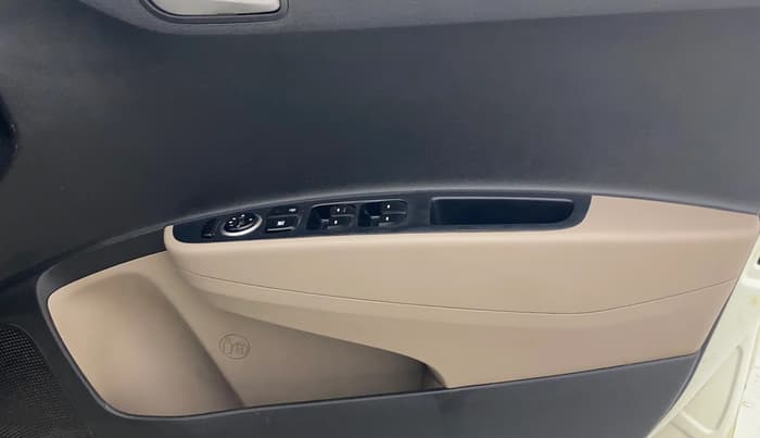 2014 Hyundai Xcent S 1.1 CRDI (O), Diesel, Manual, 83,891 km, Driver Side Door Panels Control