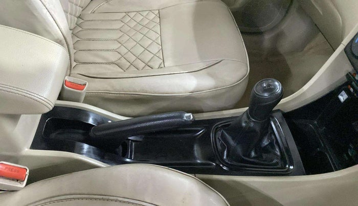 2022 Maruti Ciaz SIGMA 1.5 SHVS MT  PETROL, Petrol, Manual, 36,597 km, Gear Lever