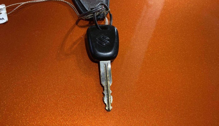 2014 Maruti Alto K10 VXI, Petrol, Manual, 58,793 km, Key Close Up