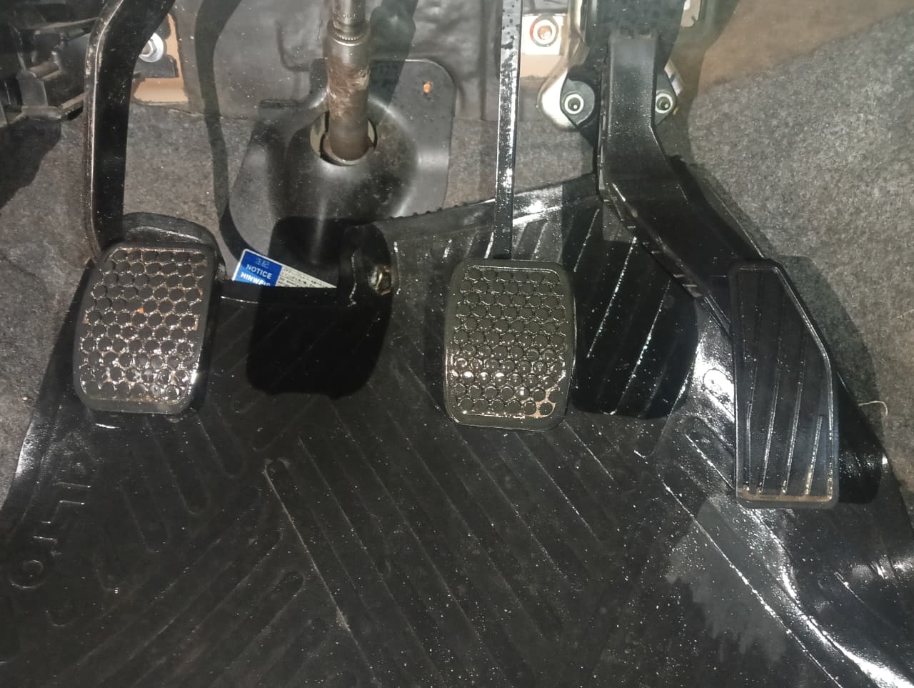 2014 Maruti Alto K10 VXI, Petrol, Manual, 58,793 km, Pedals