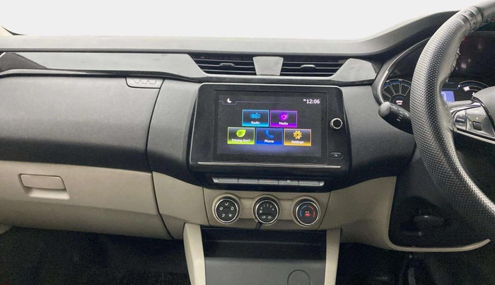 2021 Renault TRIBER RXT AMT, Petrol, Automatic, 71,184 km, Air Conditioner