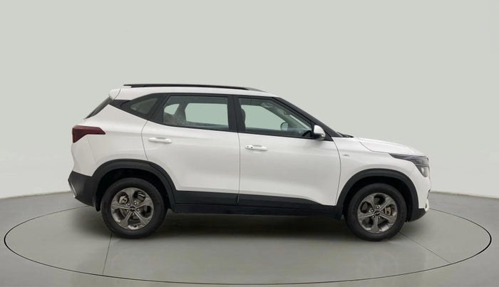 2022 KIA SELTOS HTK PLUS 1.5 IMT, Petrol, Manual, 25,938 km, Right Side View