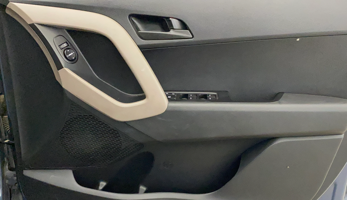 2018 Hyundai Creta E PLUS 1.6 PETROL, Petrol, Manual, 3,040 km, Driver Side Door Panels Control