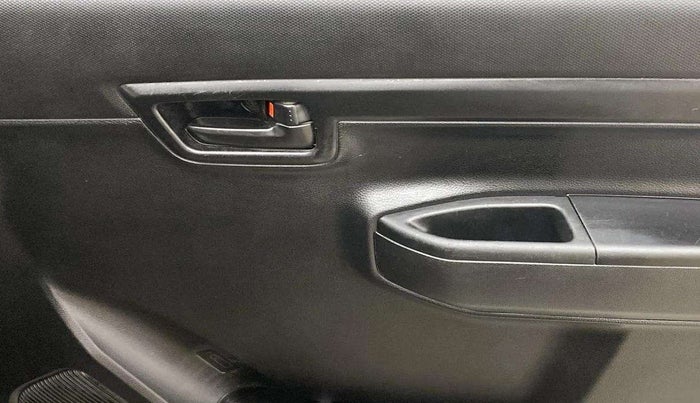 2022 Maruti S PRESSO VXI+, Petrol, Manual, 40,817 km, Driver Side Door Panels Control