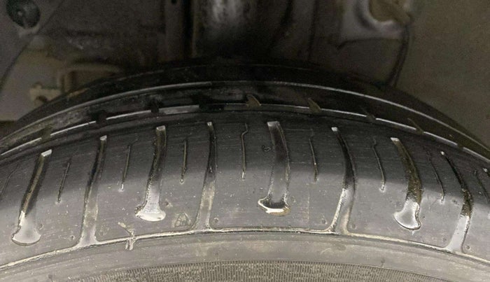 2019 Hyundai Elite i20 MAGNA PLUS 1.2, Petrol, Manual, 35,586 km, Right Rear Tyre Tread