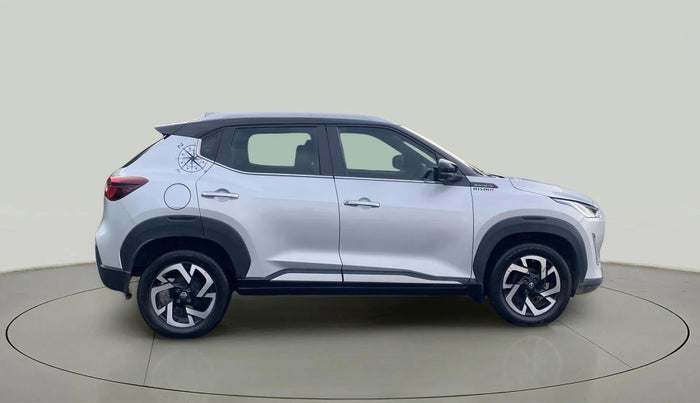 2022 Nissan MAGNITE XV PREMIUM TURBO CVT, Petrol, Automatic, 13,992 km, Right Side View