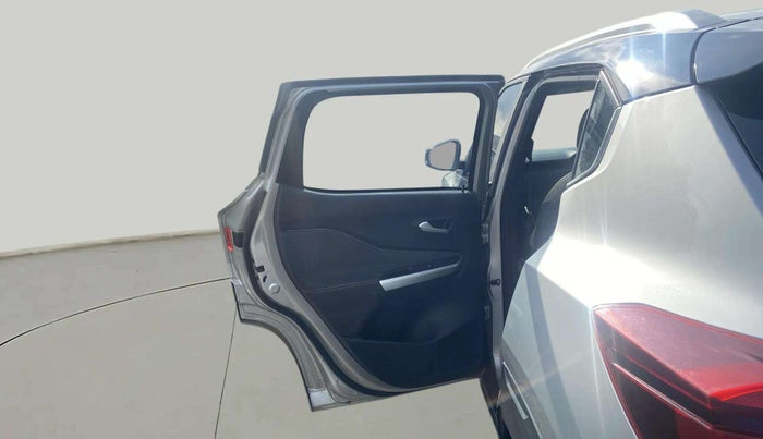2022 Nissan MAGNITE XV PREMIUM TURBO CVT, Petrol, Automatic, 13,992 km, LHS Rear Door