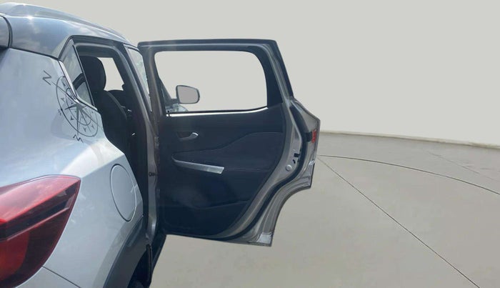 2022 Nissan MAGNITE XV PREMIUM TURBO CVT, Petrol, Automatic, 13,992 km, RHS Rear Door