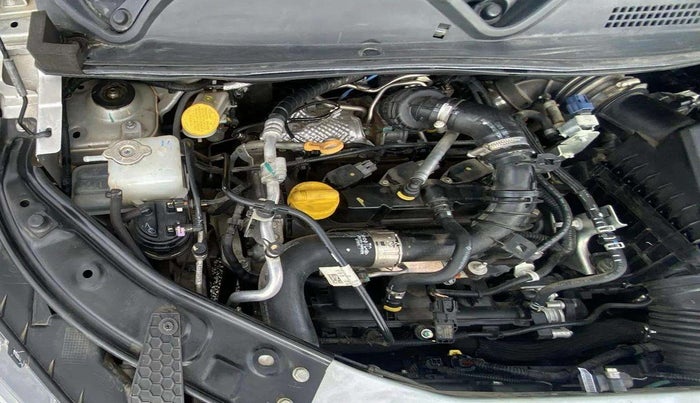2022 Nissan MAGNITE XV PREMIUM TURBO CVT, Petrol, Automatic, 13,992 km, Engine View - Right