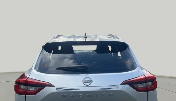 2022 Nissan MAGNITE XV PREMIUM TURBO CVT, Petrol, Automatic, 13,992 km, Rear Windshield