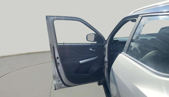 2022 Nissan MAGNITE XV PREMIUM TURBO CVT, Petrol, Automatic, 13,992 km, LHS Front Door