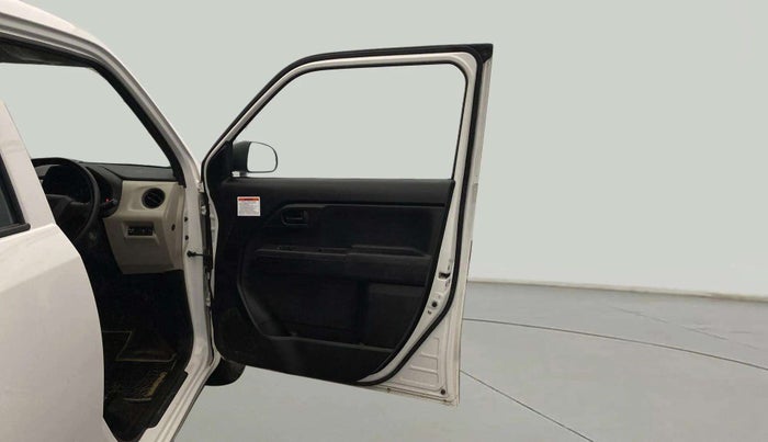2025 Maruti New Wagon-R LXI CNG 1.0, CNG, Manual, 14,701 km, RHS Front Door