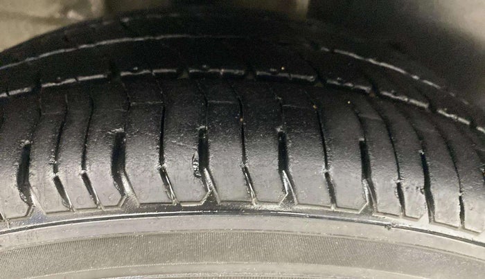 2018 Tata Tiago XZA PETROL, Petrol, Automatic, 34,140 km, Right Rear Tyre Tread