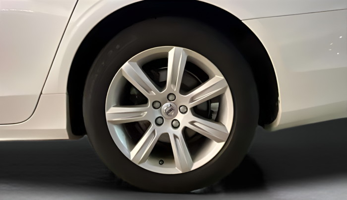 2019 Volvo S90 D4 INSCRIPTION , Diesel, Automatic, 25,359 km, Left Rear Wheel