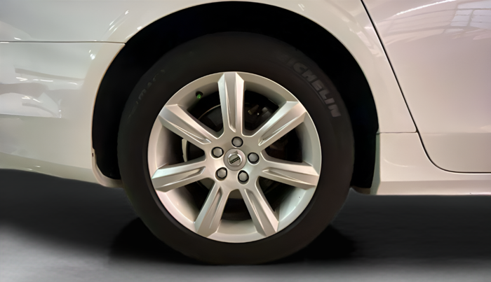 2019 Volvo S90 D4 INSCRIPTION , Diesel, Automatic, 25,359 km, Right Rear Wheel