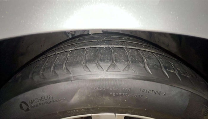 2019 Volvo S90 D4 INSCRIPTION , Diesel, Automatic, 25,359 km, Right Front Tyre Tread