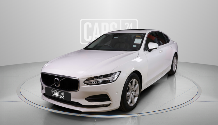 2019 Volvo S90 D4 INSCRIPTION , Diesel, Automatic, 25,359 km, Left Front Diagonal