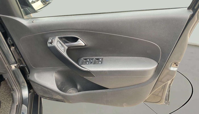 2018 Volkswagen Polo GT TSI AT, Petrol, Automatic, 92,942 km, Driver Side Door Panels Control