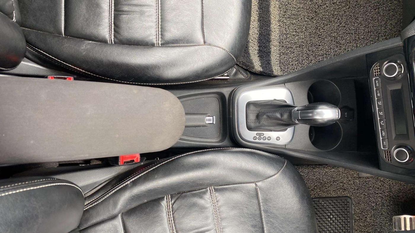 2018 Volkswagen Polo GT TSI AT, Petrol, Automatic, 92,942 km, Gear Lever