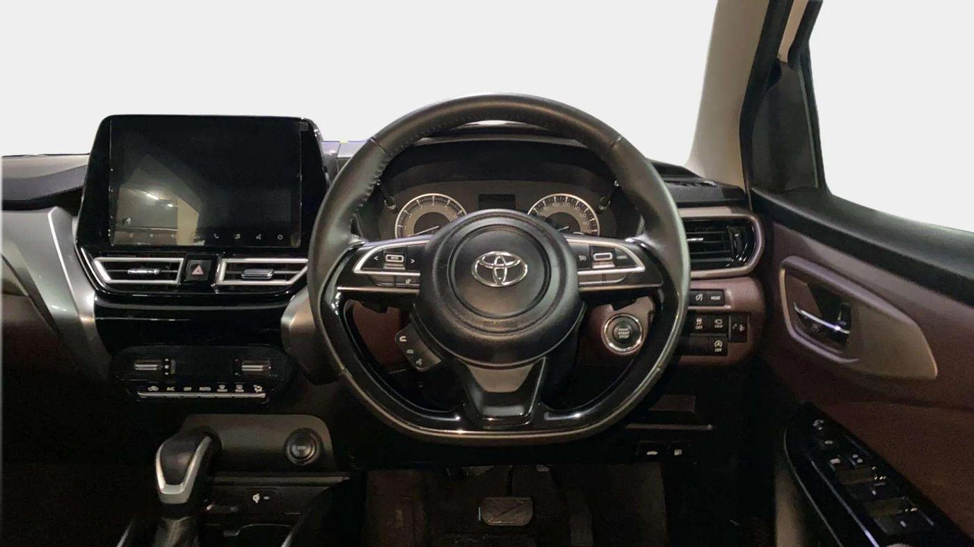 2024 Toyota Urban Cruiser Taisor V 1.0 Petrol AT, Petrol, Automatic, 6,868 km, Steering Wheel Close Up
