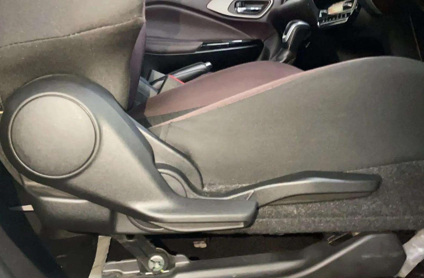 2024 Toyota Urban Cruiser Taisor V 1.0 Petrol AT, Petrol, Automatic, 6,868 km, Driver Side Adjustment Panel