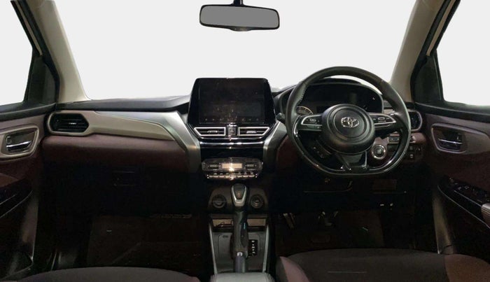 2024 Toyota Urban Cruiser Taisor V 1.0 Petrol AT, Petrol, Automatic, 6,836 km, Dashboard