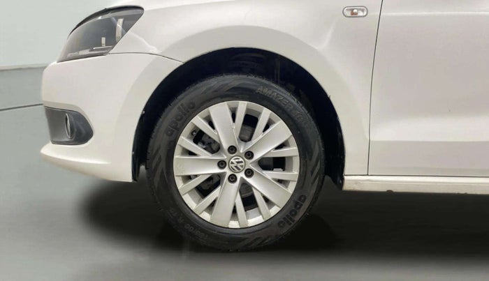 2015 Volkswagen Vento HIGHLINE 1.6 MPI, Petrol, Manual, 98,672 km, Left Front Wheel
