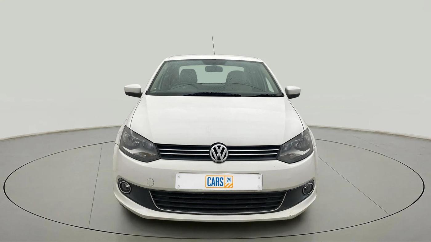 2015 Volkswagen Vento HIGHLINE 1.6 MPI, Petrol, Manual, 98,812 km, Front
