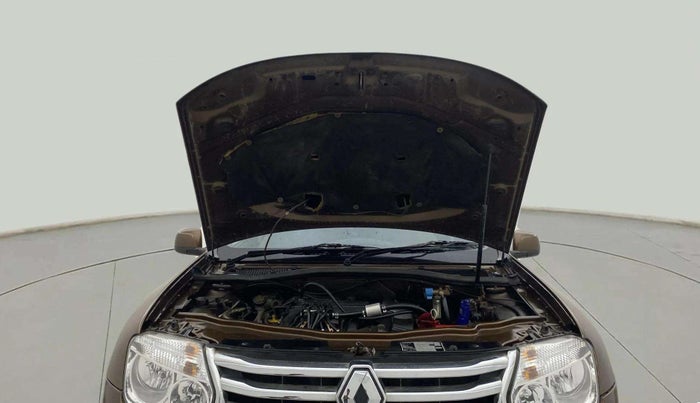 2015 Renault Duster RXL PETROL, CNG, Manual, 53,950 km, Open Bonet