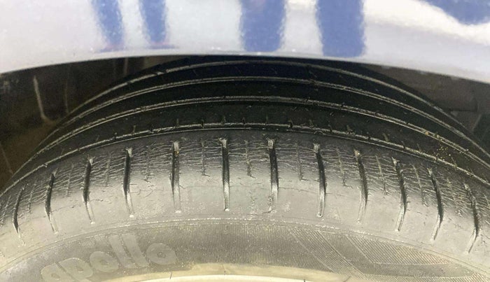 2017 Maruti Baleno ZETA PETROL 1.2, Petrol, Manual, 44,250 km, Right Front Tyre Tread