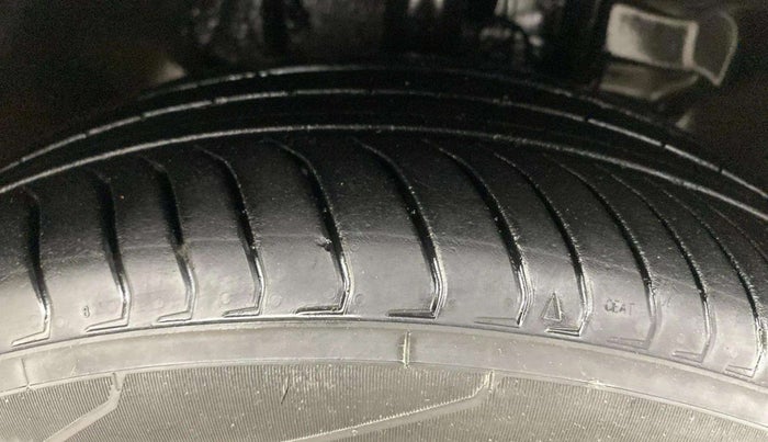2021 Tata Tiago XZ PLUS PETROL, Petrol, Manual, 69,073 km, Right Front Tyre Tread