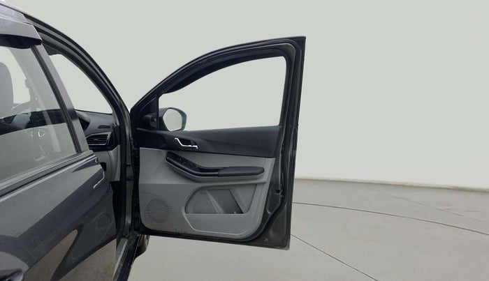 2021 Tata Tiago XZ PLUS PETROL, Petrol, Manual, 69,073 km, RHS Front Door