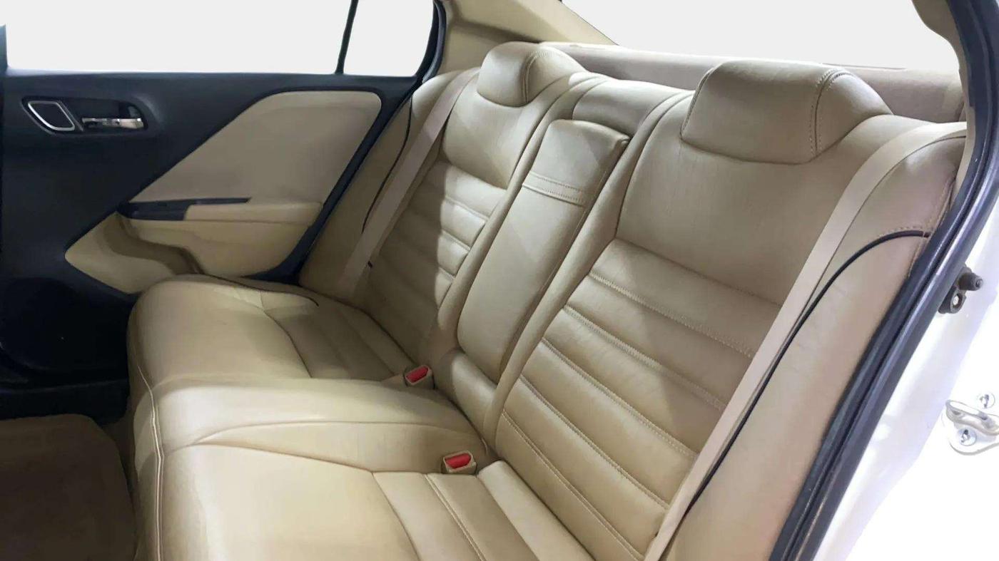 2018 Honda City 1.5L I-VTE V CVT, Petrol, Automatic, 49,904 km, Right Side Rear Door Cabin