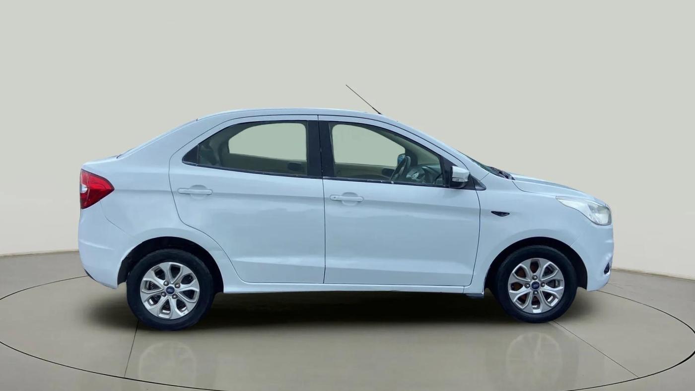 2018 Ford Figo Aspire TITANIUM1.5 DIESEL, Diesel, Manual, 1,13,348 km, Right Side View
