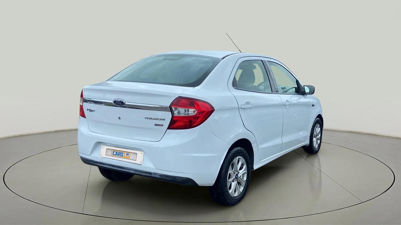 2018 Ford Figo Aspire TITANIUM1.5 DIESEL, Diesel, Manual, 1,13,348 km, Right Back Diagonal