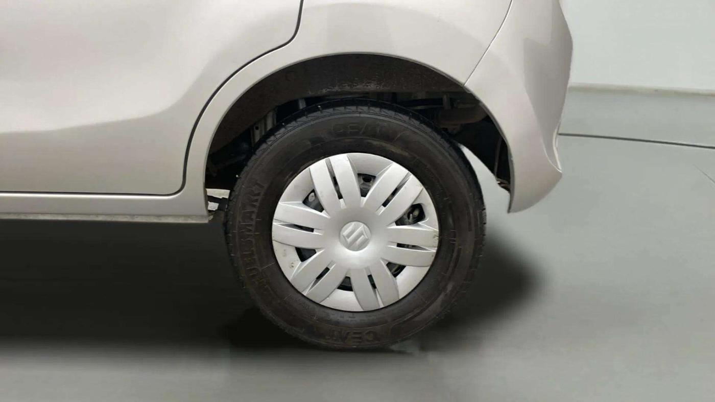 2022 Maruti Alto LXI O, Petrol, Manual, 8,891 km, Left Rear Wheel